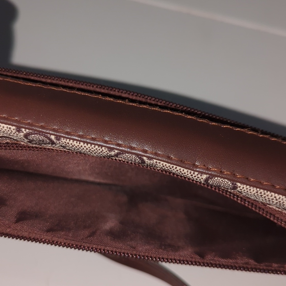 Like New Jingpin Cross Body Purse - Picture 7 of 9